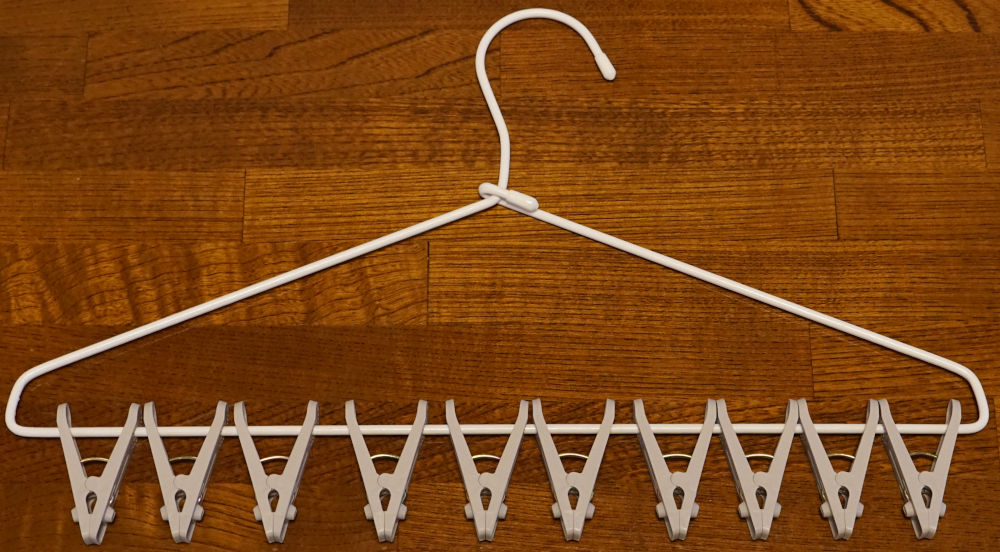 10個のピンチ付きハンガー